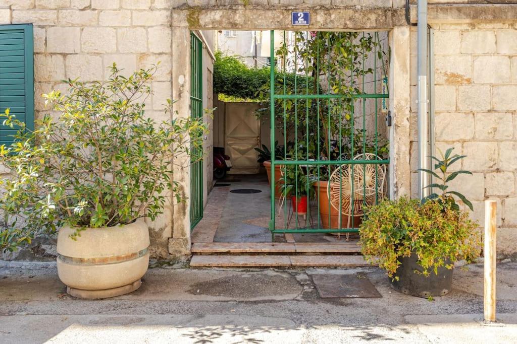 Apartment Bacvice Split Exterior photo